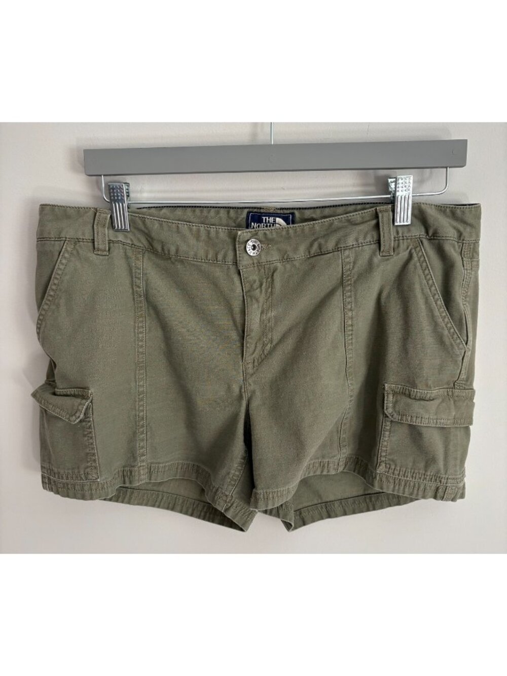 North Face California Heritage Women's Size 14 Olive Green Cargo Shorts